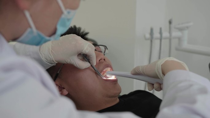 牙科 牙医