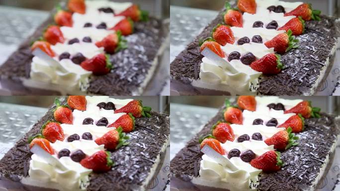 草莓巧克力奶油蛋糕