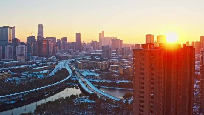 东北辽宁沈阳城市冬季雪景航拍街道与建筑