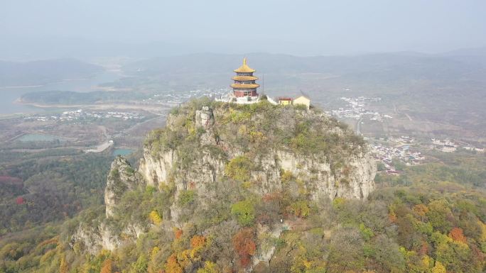 航拍马鞍山鸡笼山寺庙视频