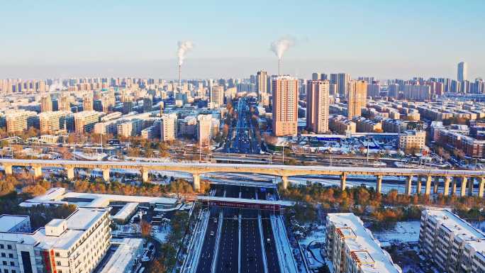 东北辽宁沈阳城市冬季雪景航拍街道与建筑