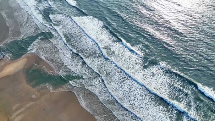 沙滩海浪