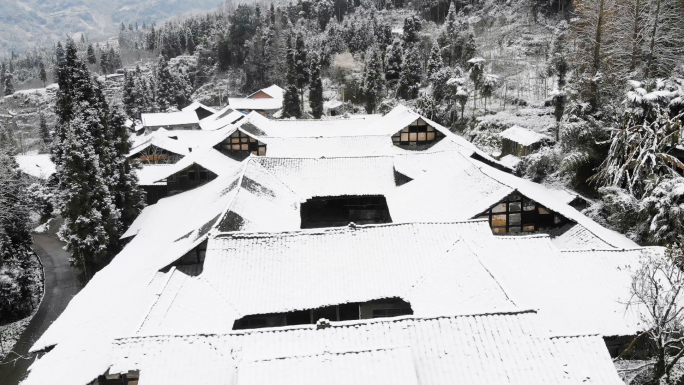 古村落四合大院雪景航拍视频素材