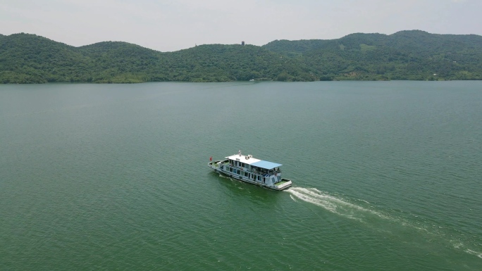 湖景湖泊素材，旅游游船，湖北荆州洈水风景