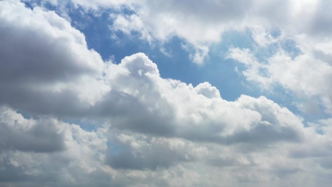 4K原素材 航拍天空云朵连云港城市高空