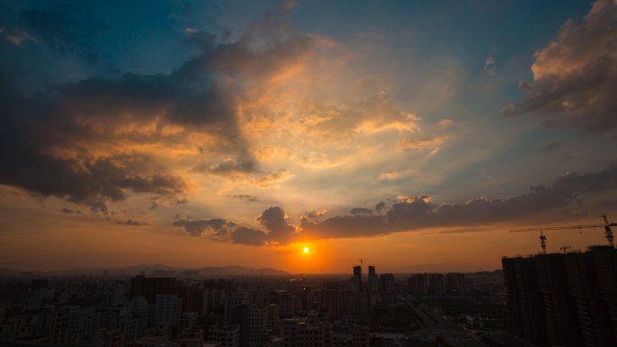 唯美夕阳满天红霞延时视频