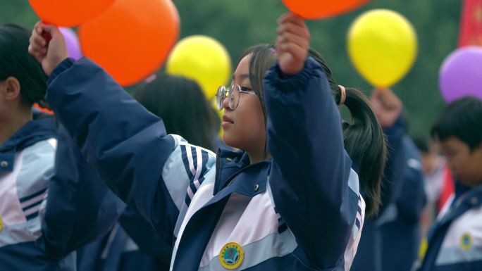 运动会啦啦队学生校园中学生女学生校园