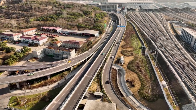 徐州城东快速路与高速、京沪高铁立体交通