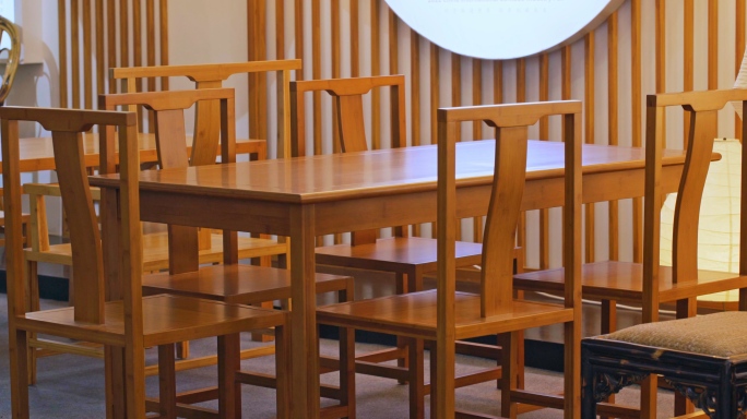竹制餐桌椅