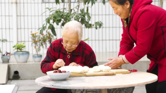 家乡特产春节枣糕枣馍制作素材c