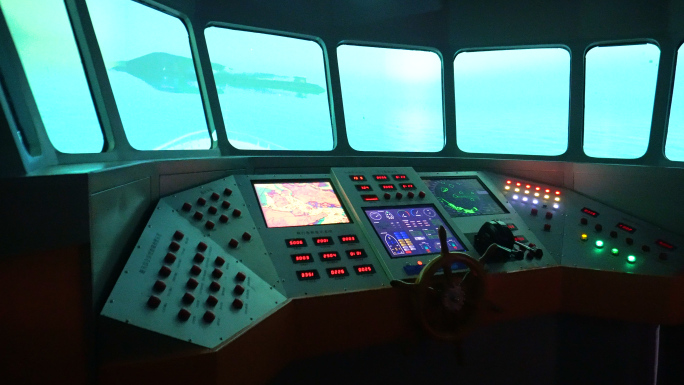 轮船模拟驾驶舱