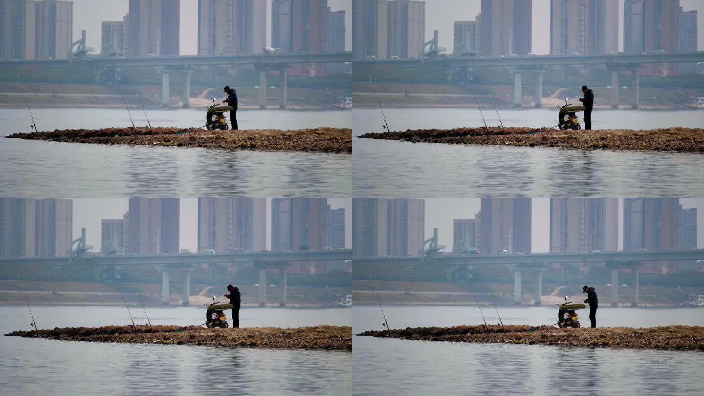 一个人江边钓鱼