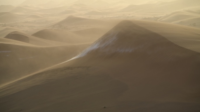 大漠沙尘暴