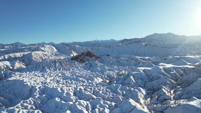 祁连山雪景雪峰冬季山峰下雪航拍