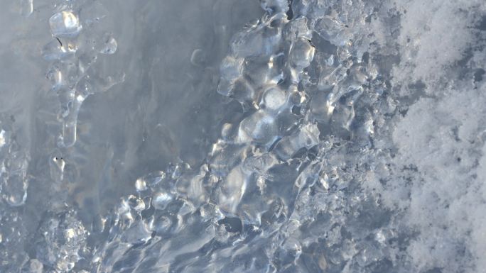 水滴冰川滴水融化水水源水水滴冰雪山