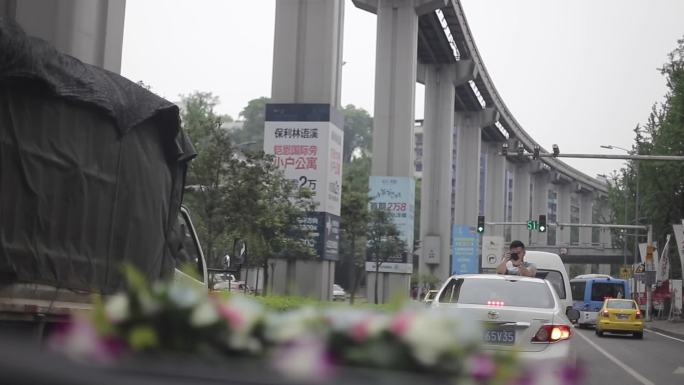 婚车路跑，路上空景，城市，高压线，电线