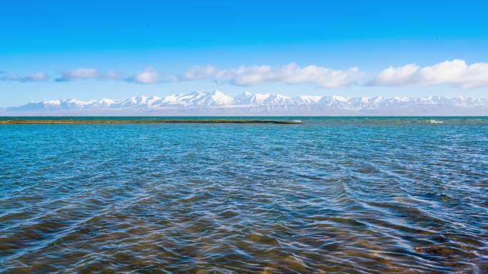 哈拉湖祁连雪山山脉主峰团结峰