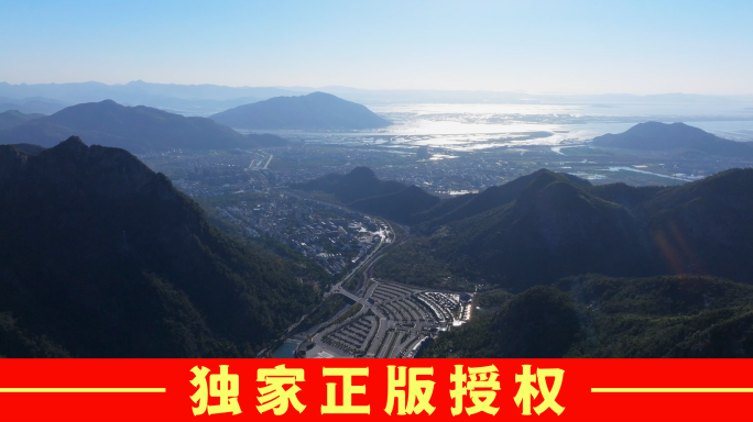 5.1k航拍山峰滩涂和大海