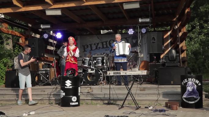 俄罗斯民歌民族民俗歌曲舞蹈手风琴视频素材