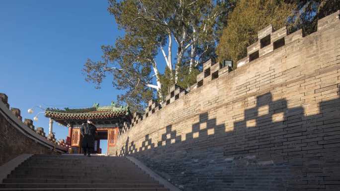 4K延时拍摄北京北海公园围城城墙光影变化