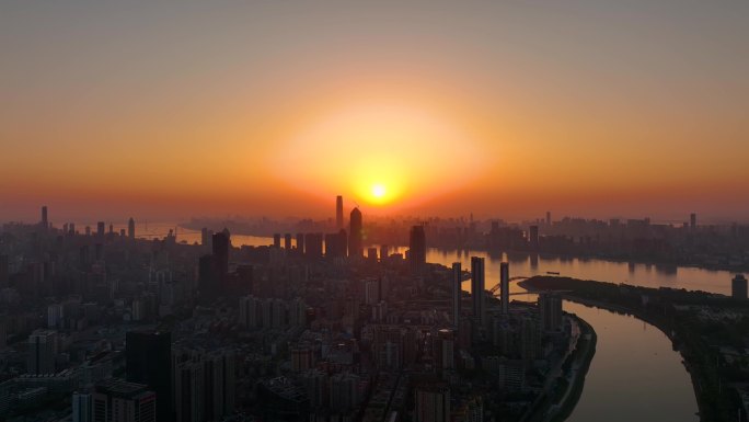 武汉夏季城市天际线航拍风光