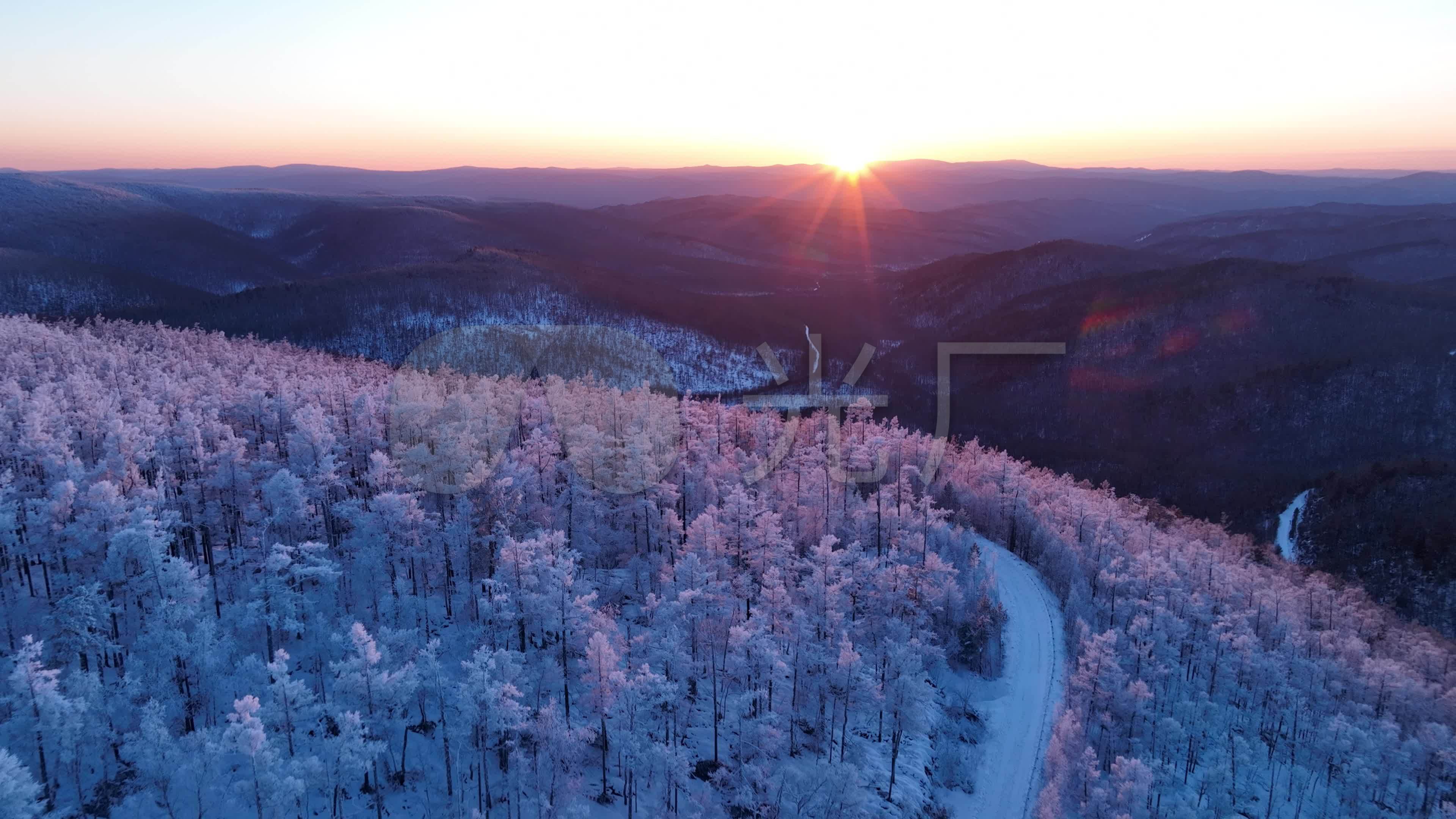冬天的风景有森林和日落照片摄影图片_ID:107342025-Veer图库