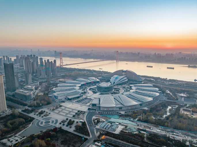 武汉宣传地标武汉国际博览中心国博日出延时