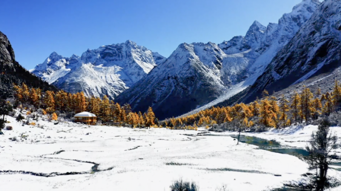 毕棚沟深冬雪景航拍4K