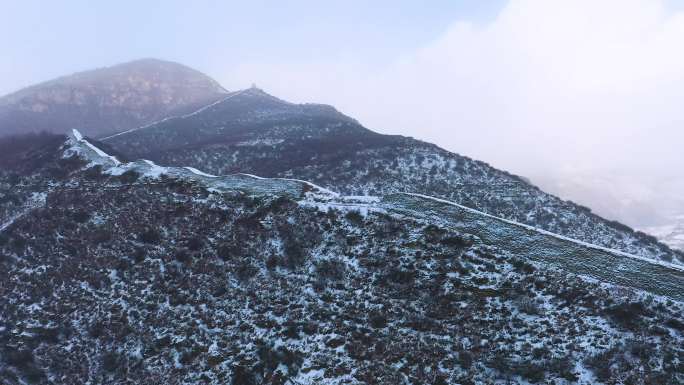 航拍山西岢岚宋长城雪景