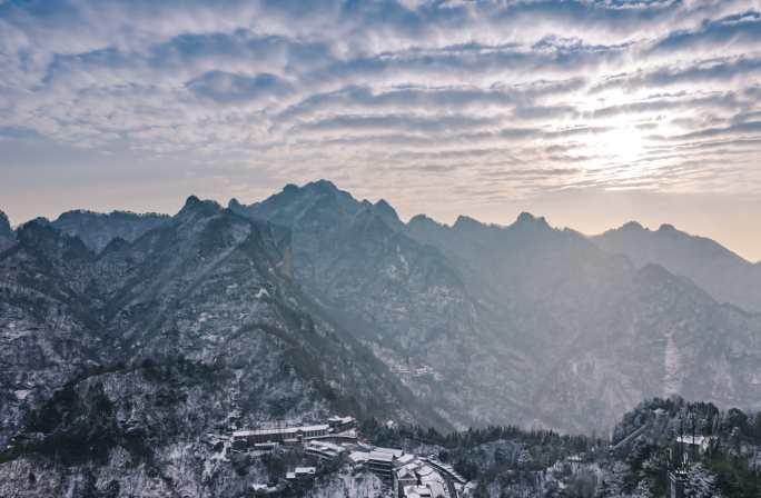 雪景南岩