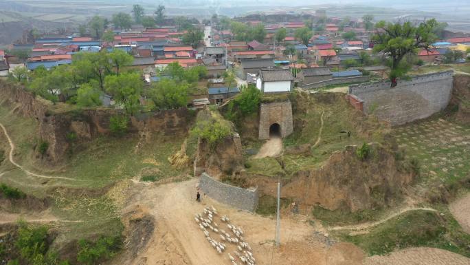 航拍山西平型关长城