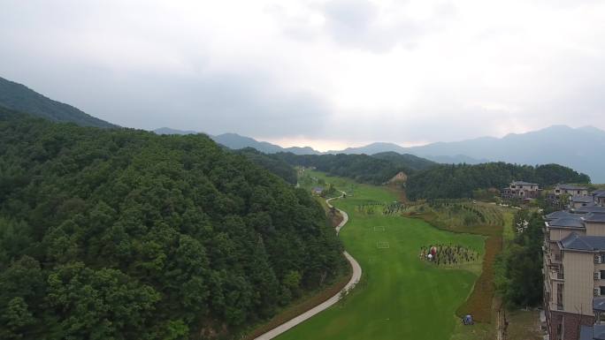 栾川鼎皇酒店高尔夫山间别墅