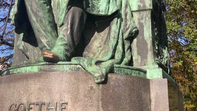 维也纳歌德雕像实拍高清素材空镜