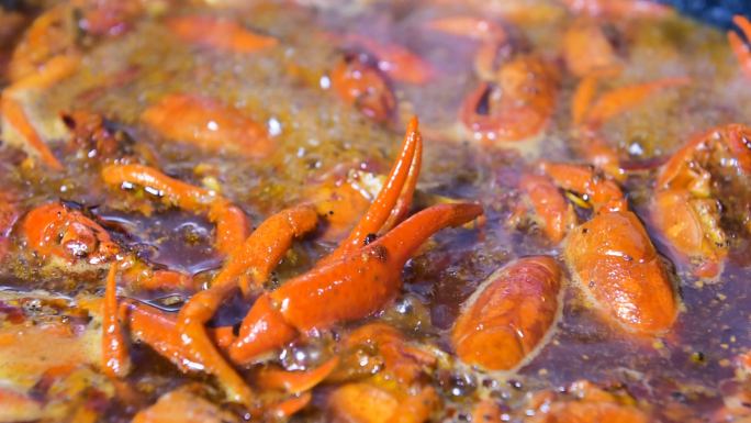 大众美食干锅小龙虾烹饪制作