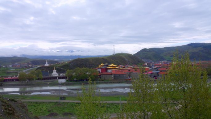 川西延时寺庙风景