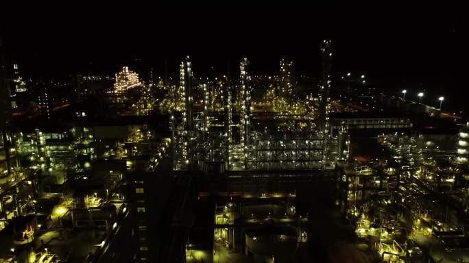 陕北石油煤化工化工厂夜景航拍