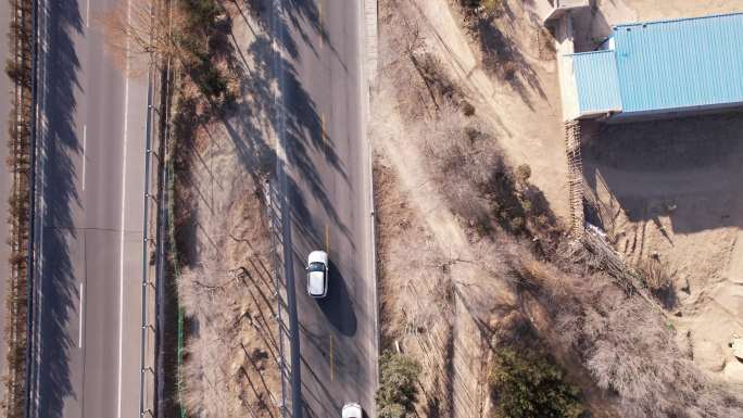 西北宁夏高速公路车辆行驶跟拍航拍