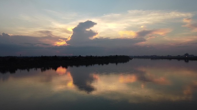 湄公河晚霞