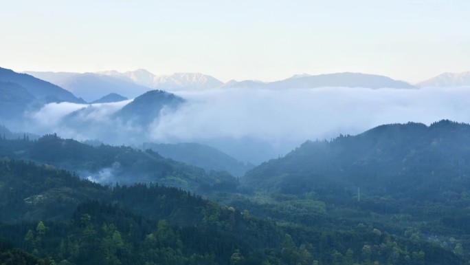 唯美大气山岚漫涌云雾缭绕延时素材