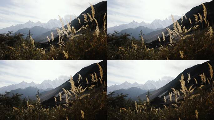 日落时喀喇昆仑山脉的风景