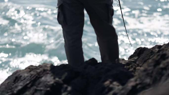 海钓，海边钓鱼的人，大海，海浪