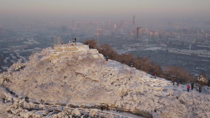 雪后济南千佛山雪景