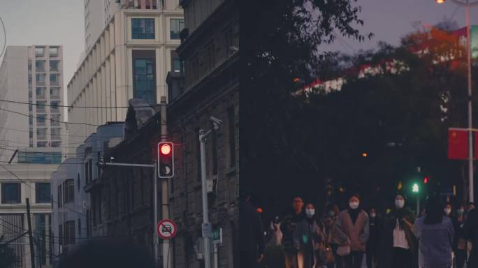 城市夜景 行人等红绿灯 人行横道