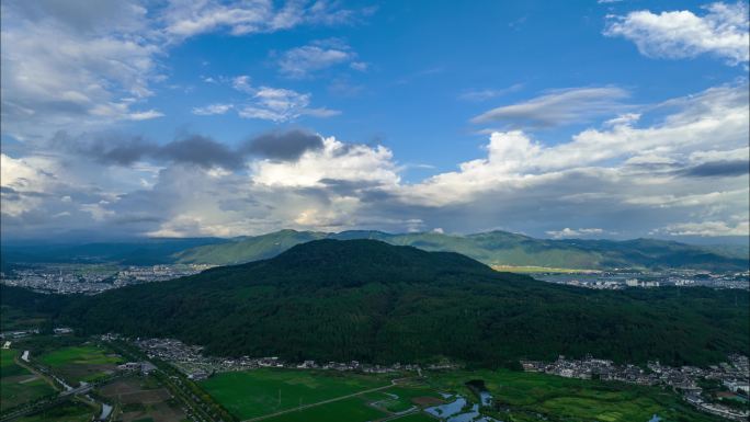 腾冲来凤山航拍