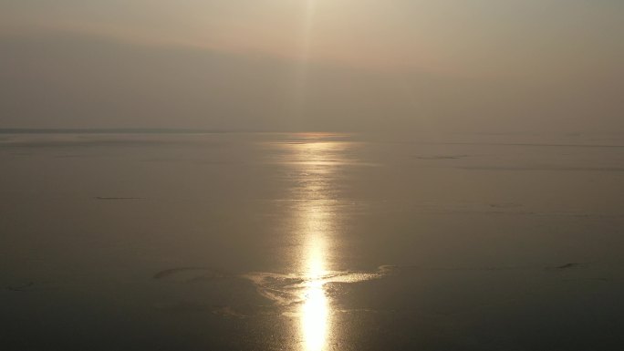 日照冰湖