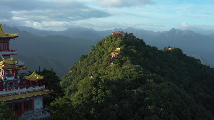 航拍陕西西安秦岭南五台景区日出云海仙境