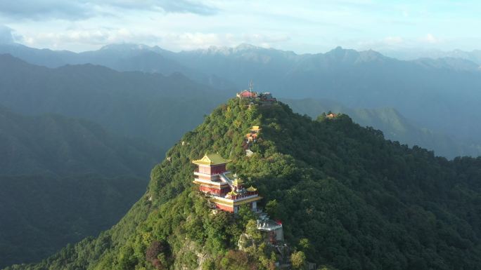 航拍陕西西安秦岭南五台景区日出云海仙境