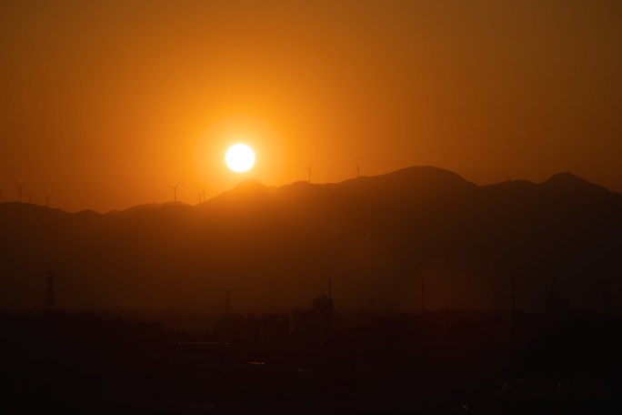 太阳西下看夕阳山城日落6K