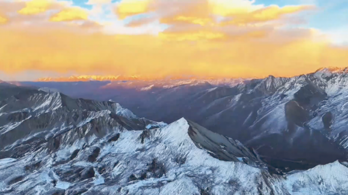 九龙雪山日出雪景航拍合集4K