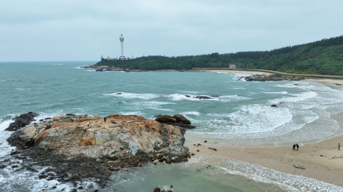 航拍海口木兰湾灯塔